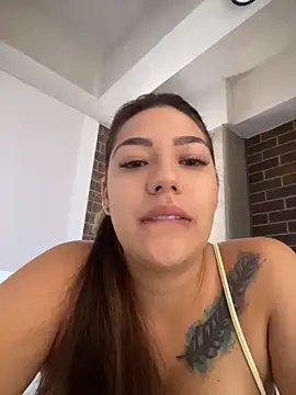 Latina vanessa online show from May 31, 2026, 1:17 pm