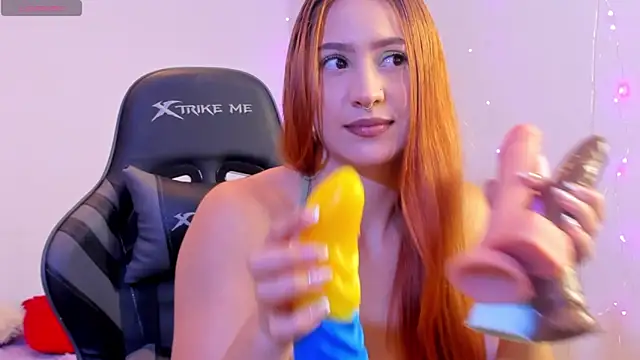 Amypond   online show from September 9, 2025, 3:54 pm