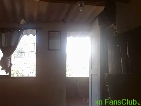 Snapshot of Larry-n-clouds chatting on March 20, 2026, 12:50 pm Larry-n-clouds online show from March 20, 2026, 12:50 pm