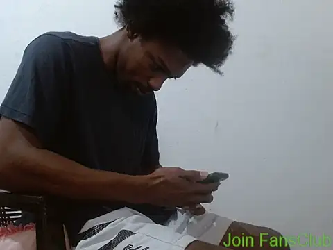 Snapshot of Larry-n-clouds chatting on March 15, 2026, 2:02 pm Larry-n-clouds online show from March 15, 2026, 2:02 pm