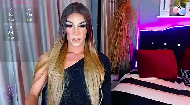 camila hootie online show from March 3, 2025, 7:13 am