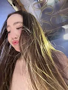 Asianpie  online show from February 10, 2026, 1:04 am