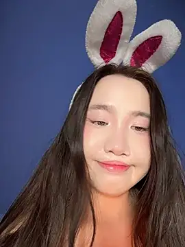 Asianpie  online show from July 13, 2026, 12:32 am