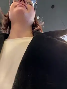 Snapshot of RinaCat chatting on February 7, 2026, 3:25 am RinaCat online show from February 7, 2026, 3:25 am