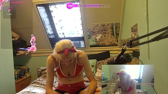Snapshot of Sletjeray@xh chatting on May 24, 2026, 7:19 am Sletjerayxh online show from May 24, 2026, 7:19 am