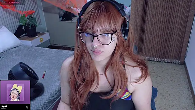 Eli666uwu online show from October 18, 2025, 10:28 am