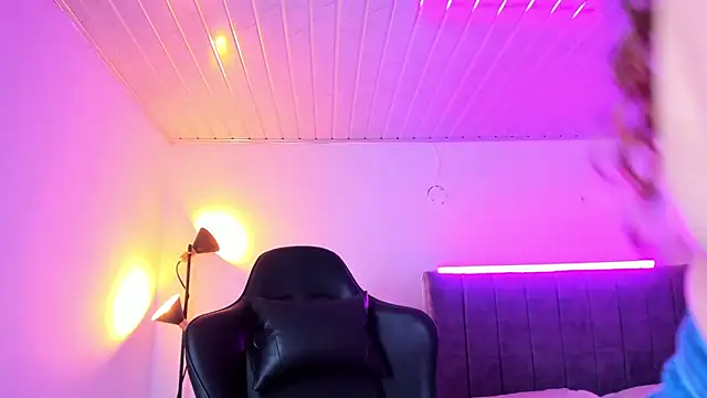 KayllaEvanss  online show from November 8, 2025, 3:10 am