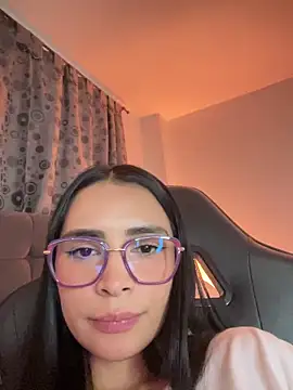 Snapshot of soy_paulina chatting on February 20, 2026, 6:19 am soy paulina online show from February 20, 2026, 6:19 am