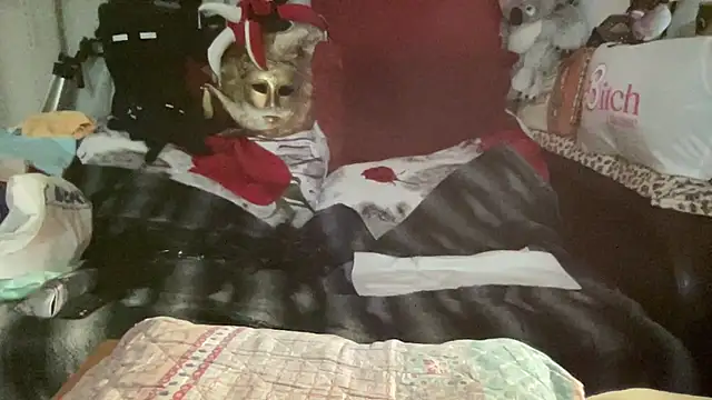 EroticVenetian online show from November 18, 2025, 6:55 pm