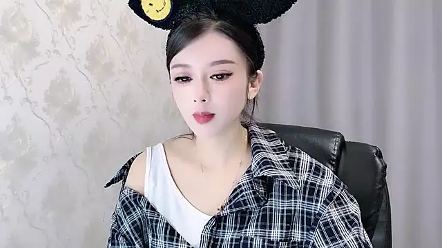 VIWVI online show from October 5, 2025, 5:09 am