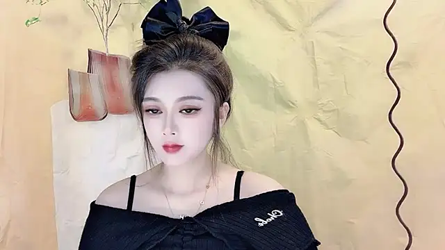 VIWVI online show from October 24, 2025, 4:11 am