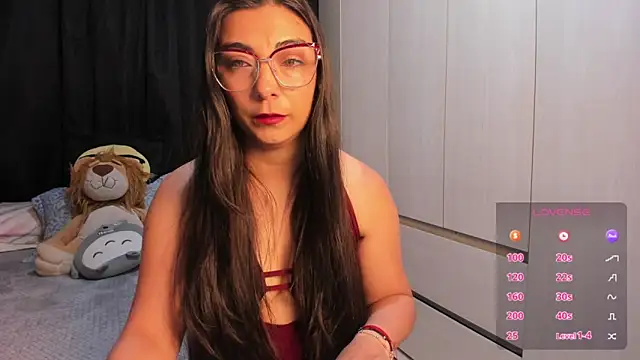 Karla hernandez  online show from May 11, 2026, 10:49 am
