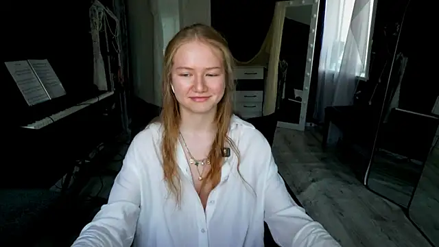 Alexandra Demore online show from June 29, 2026, 6:40 pm
