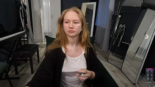 Alexandra Demore online show from July 8, 2026, 7:14 pm