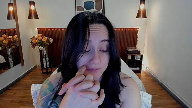 KatherineBond online show from June 12, 2026, 7:11 pm