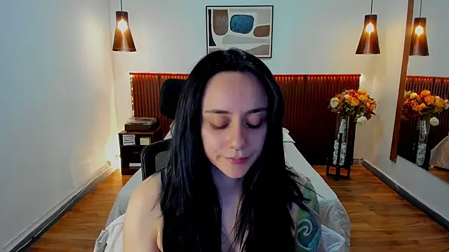 KatherineBond online show from July 20, 2026, 5:37 pm