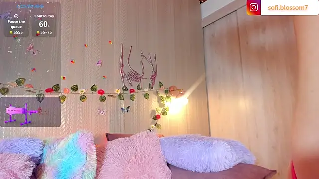 Sofi Blossom online show from July 15, 2026, 8:38 pm