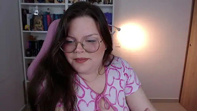 Snapshot of Gabiwaifu chatting on June 21, 2026, 8:25 pm Gabiwaifu online show from June 21, 2026, 8:25 pm