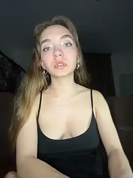 BarbaraFantasy online show from May 4, 2026, 7:06 pm