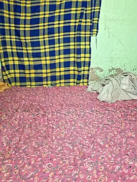 Snapshot of Priya_Bong chatting on March 19, 2026, 3:28 am Priya Bong online show from March 19, 2026, 3:28 am