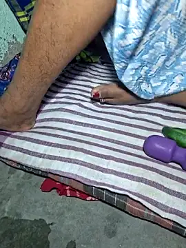 Snapshot of Priya_Bong chatting on March 12, 2026, 3:49 pm Priya Bong online show from March 12, 2026, 3:49 pm