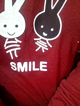 Priya Bong online show from November 11, 2025, 2:39 am