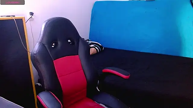 Snapshot of deividcloud36 chatting on March 15, 2026, 6:15 pm deividcloud36 online show from March 15, 2026, 6:15 pm