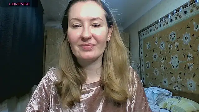 AnnaXLovers online show from February 19, 2026, 8:55 am