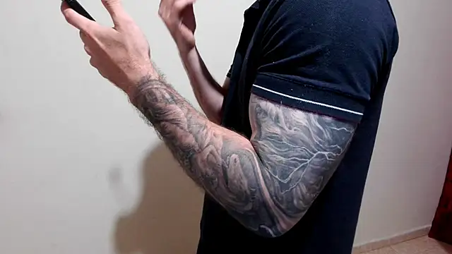 Kenner fox77 online show from December 18, 2025, 1:11 am