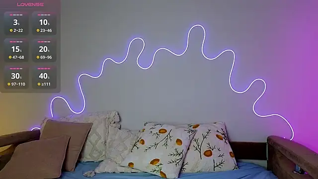 Aisha Riley online show from March 13, 2025, 2:33 pm