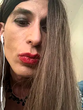 VanillaSeXy online show from September 19, 2025, 8:51 am