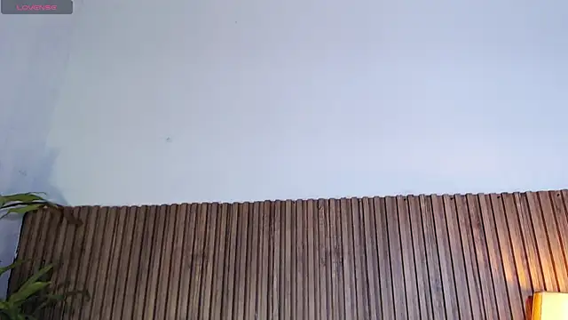 DilanJonnes  online show from January 12, 2026, 11:42 pm