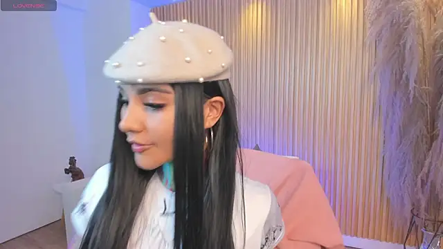 ArigyGomez online show from March 18, 2025, 7:44 pm