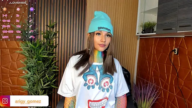 ArigyGomez online show from March 8, 2025, 6:47 pm