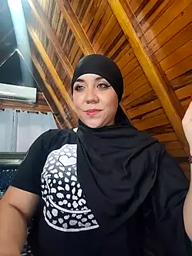 AmbarBurhan online show from February 10, 2026, 5:45 pm