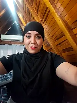 AmbarBurhan online show from February 5, 2026, 4:25 pm