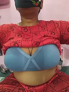Snapshot of Samarya-78 chatting on July 3, 2026, 11:06 am Samarya-78 online show from July 3, 2026, 11:06 am