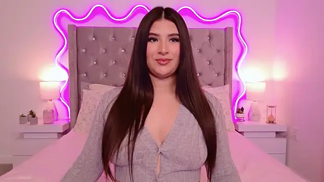 JuliaSUMMERS2022 online show from October 25, 2025, 11:27 pm