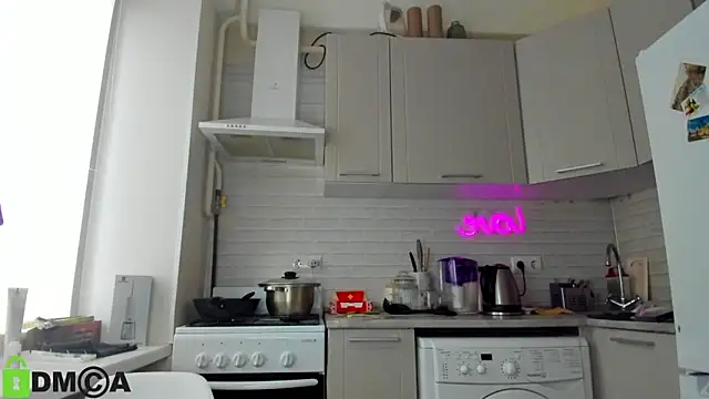  Alice Kitty online show from March 5, 2025, 1:39 pm