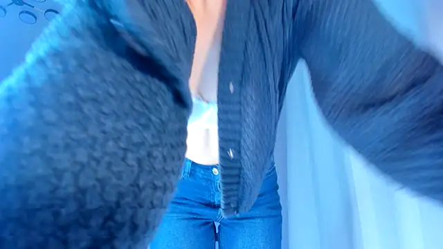 JennyWoody online show from September 21, 2025, 4:45 pm