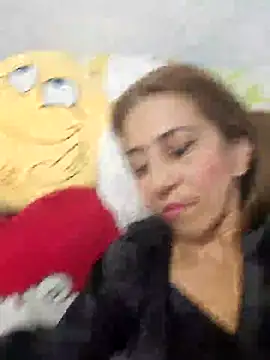 Matureyulyet online show from November 2, 2025, 10:04 pm