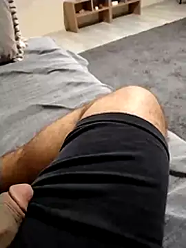 milf hunter 35 online show from June 1, 2026, 9:58 pm