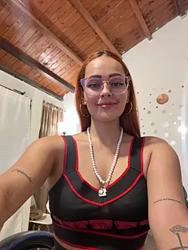 Miss-Abbii online show from May 28, 2026, 9:32 pm