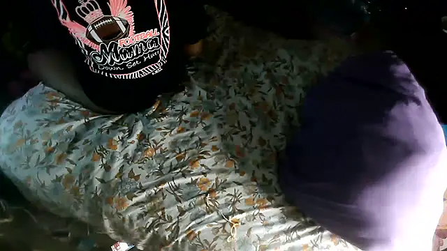 Snapshot of EbonyFetishQueen chatting on June 11, 2026, 2:00 am EbonyFetishQueen online show from June 11, 2026, 2:00 am