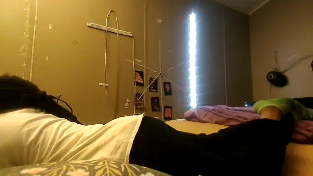 EbonyFetishQueen online show from September 9, 2025, 12:03 pm