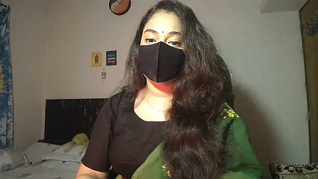 Most-Beautiful-Queen online show from June 15, 2026, 8:08 pm
