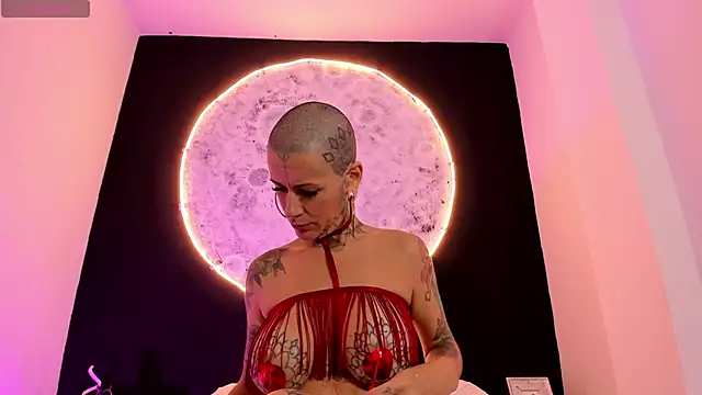 GinebraaFox  online show from February 22, 2025, 5:13 pm