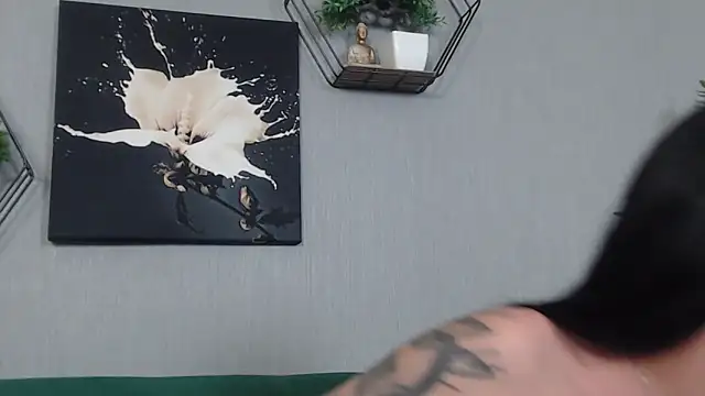 IzabelllNoir online show from March 20, 2026, 8:04 am