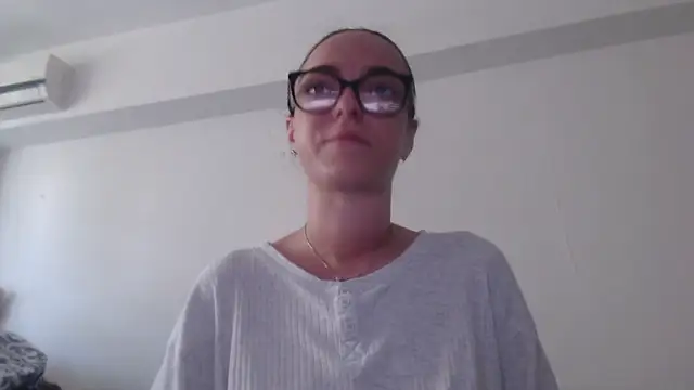 Snapshot of IzabelllNoir chatting on June 10, 2026, 8:04 am IzabelllNoir online show from June 10, 2026, 8:04 am