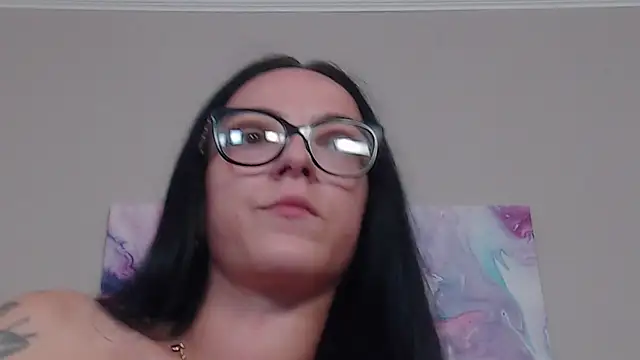 Snapshot of IzabelllNoir chatting on June 20, 2026, 9:03 am IzabelllNoir online show from June 20, 2026, 9:03 am
